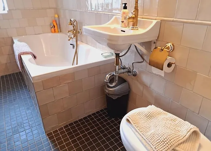 Haus Moselwald - 3 Bedrooms 別荘 *